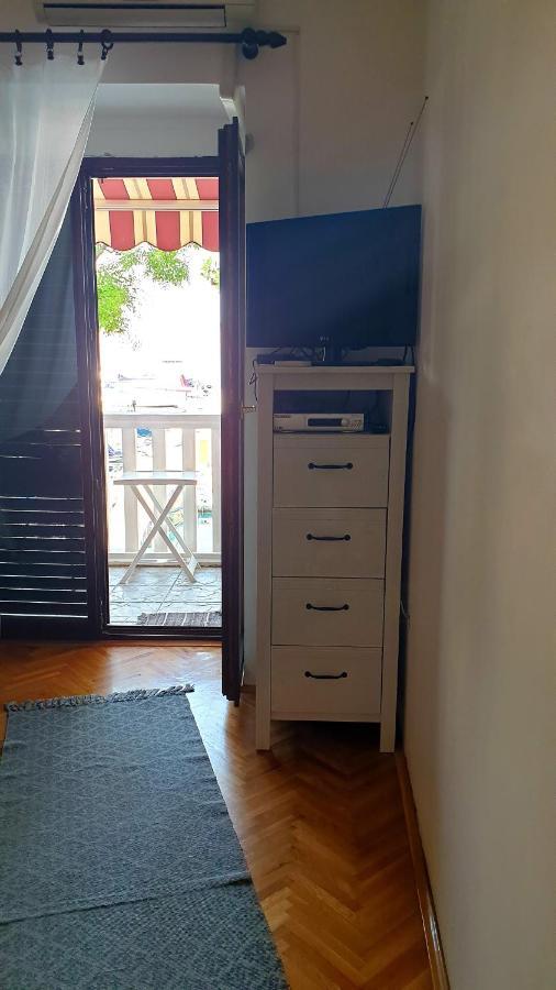Apartmani Dea יאדראנובו מראה חיצוני תמונה