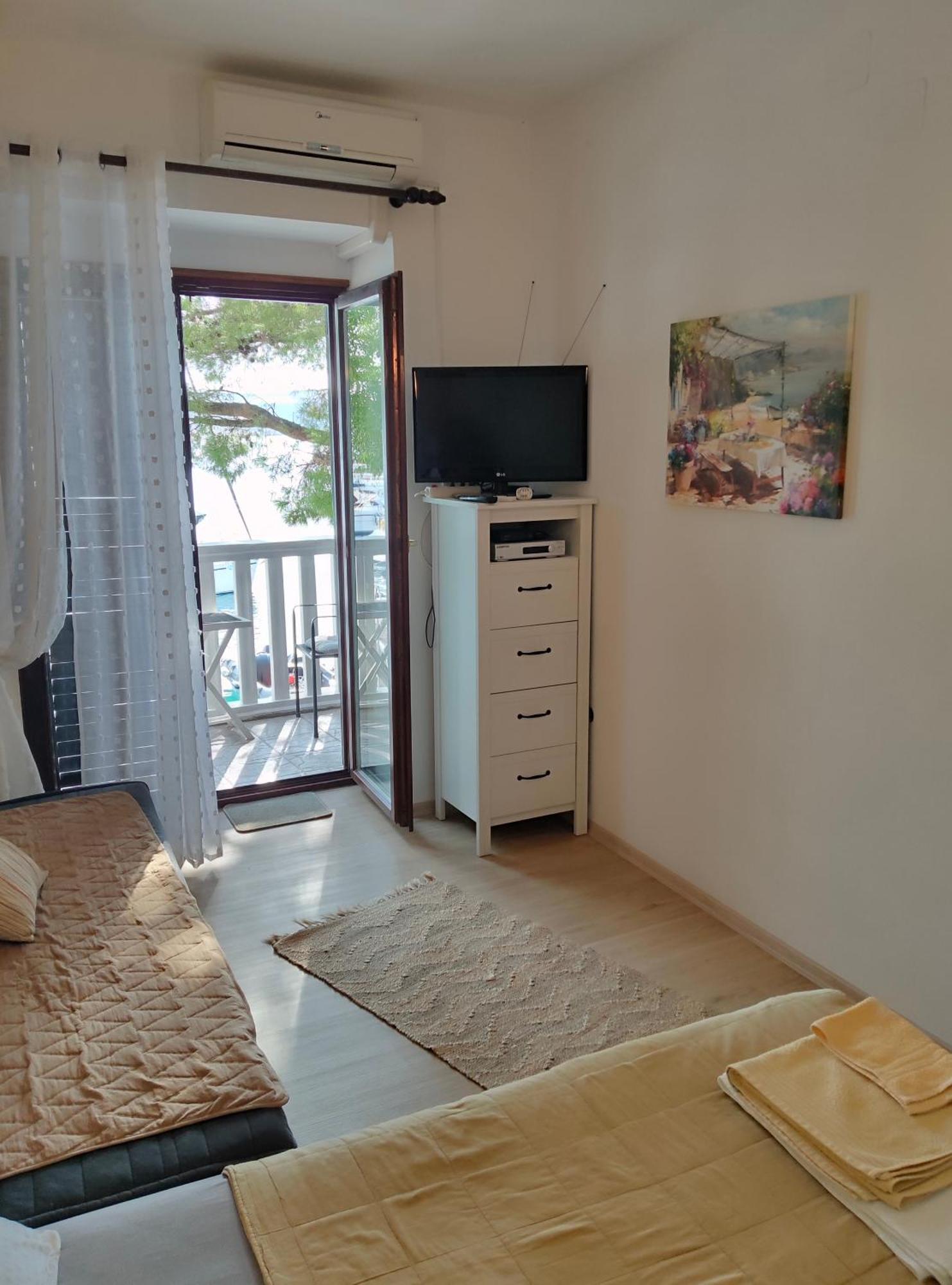 Apartmani Dea יאדראנובו מראה חיצוני תמונה